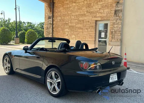 2008 Honda S2000 z USA, uszkodzony, nr VIN JHMAP21428S001341